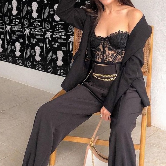 FOR LOVE & LEMONS Rose Petal Bustier - Picture 12 of 16